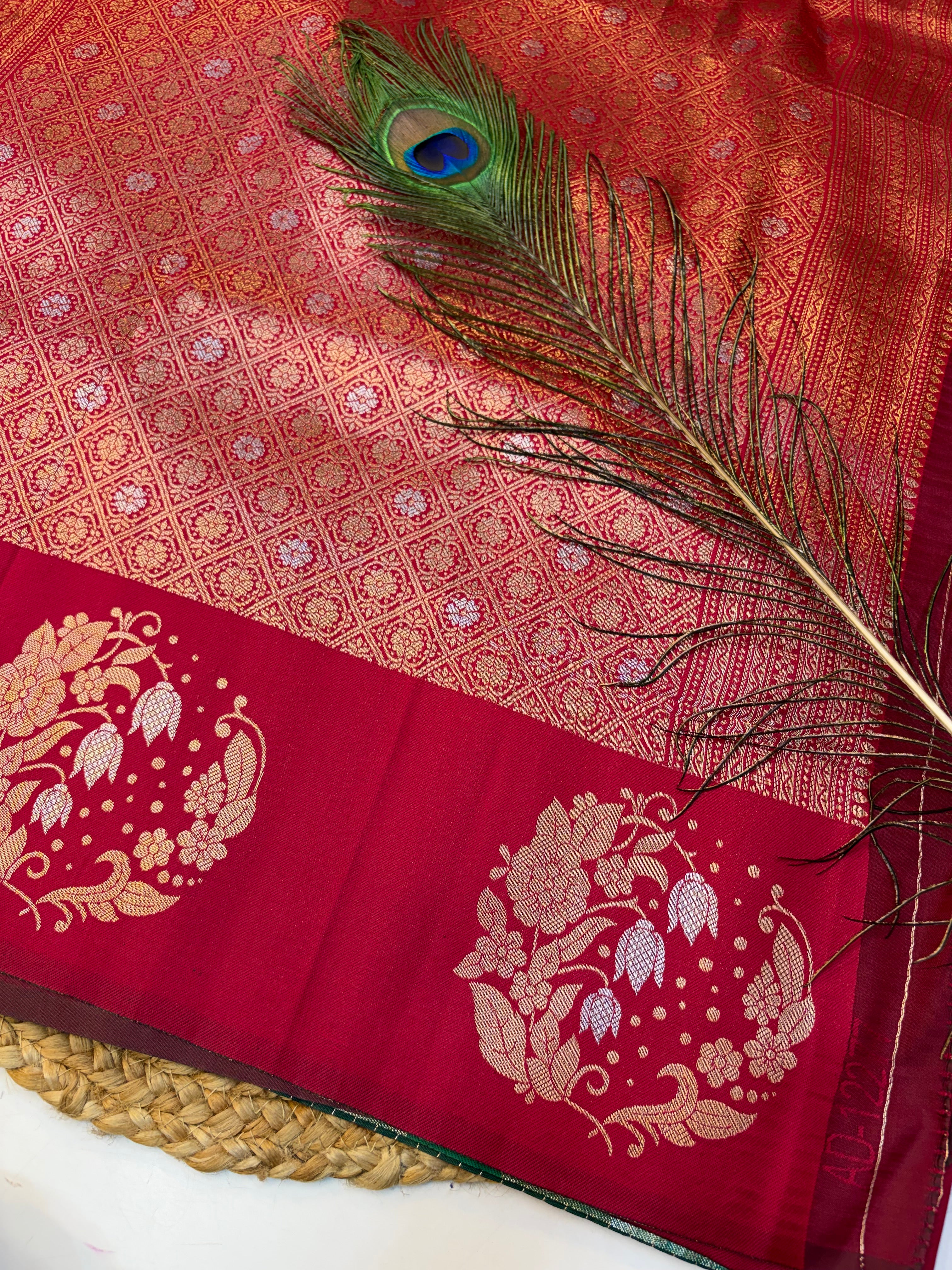 Soft Silk Saree Dark Green  Colour With Reddish Pink Border -(KCSSS12)
