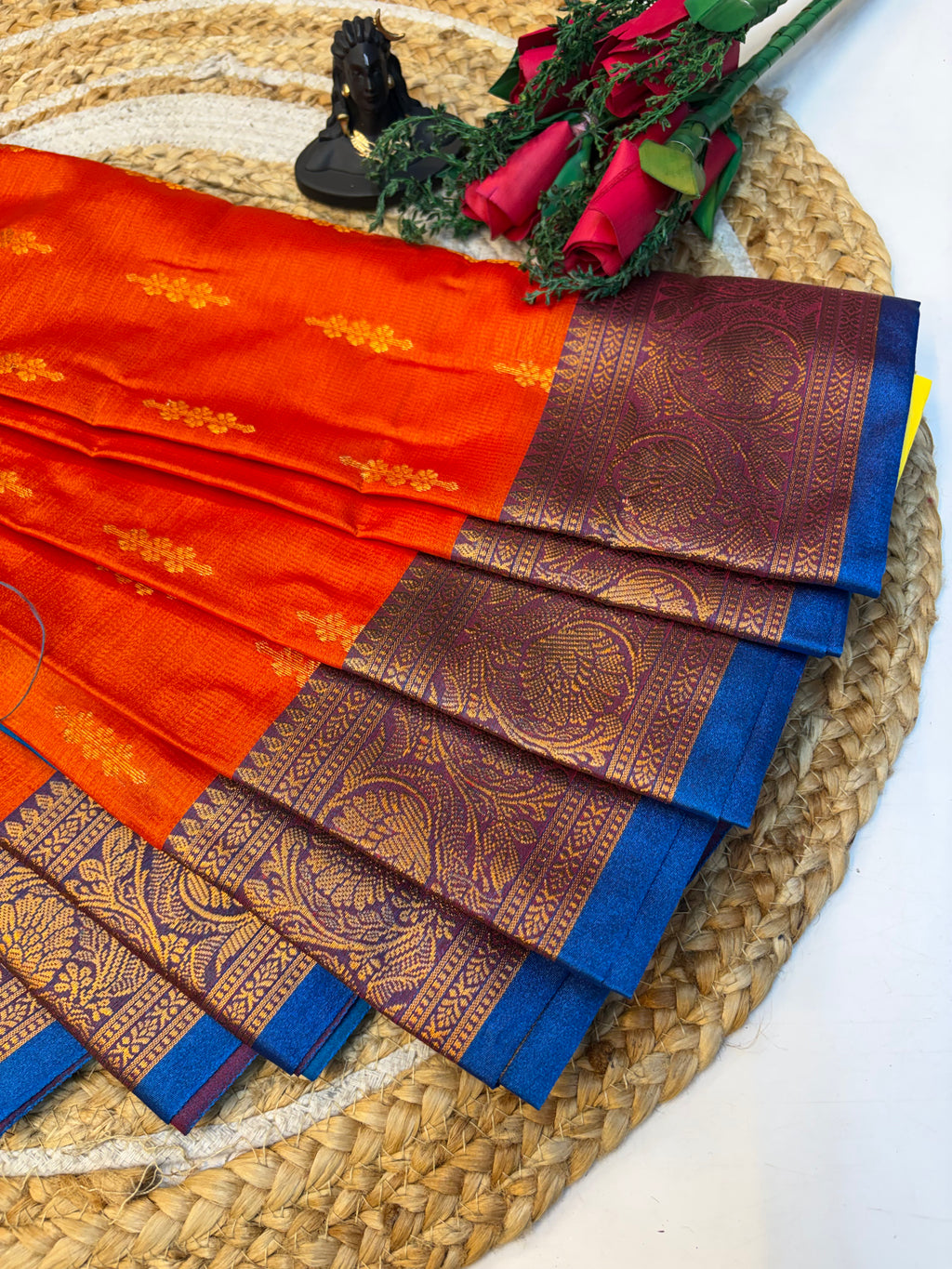 Soft Silk Saree with Blouse and Luxurious Look(KCSS40)