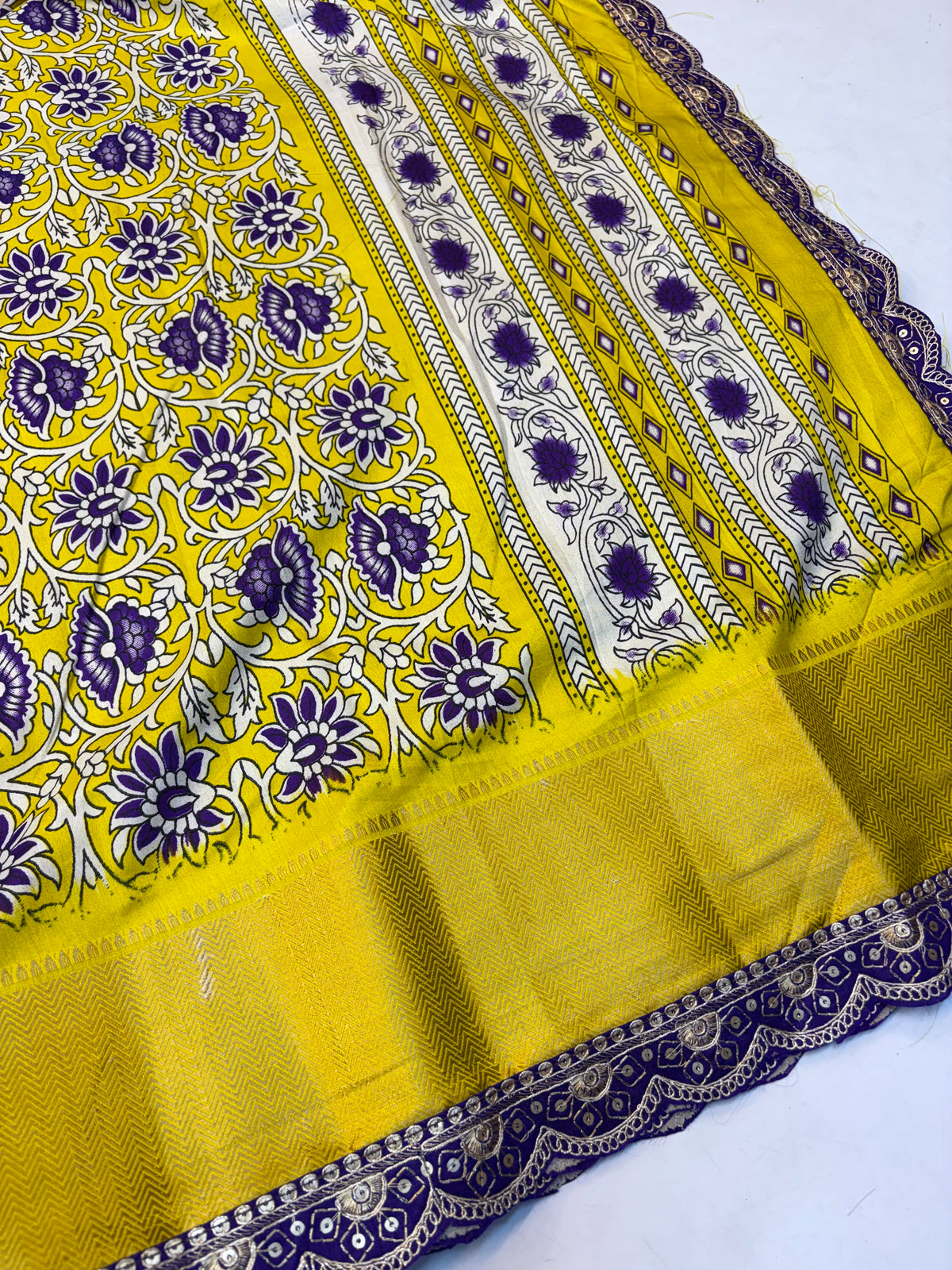 Fancy Dola Silk Saree with Blouse and Fabulous Look.(KCST30)