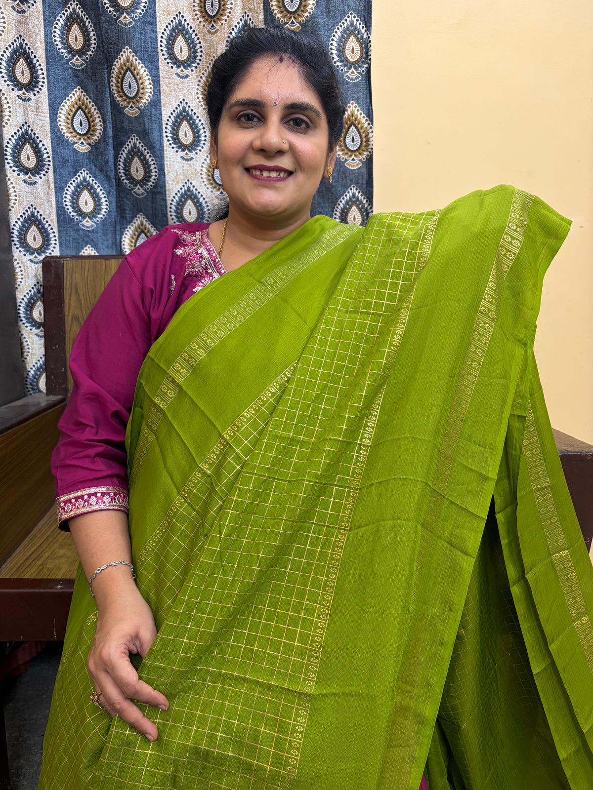 Budget-friendly Foil Print Saree(KCFS06)