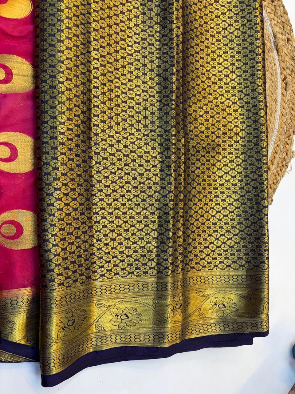 Mysore Silk Saree Elegant look.(KCMS08)