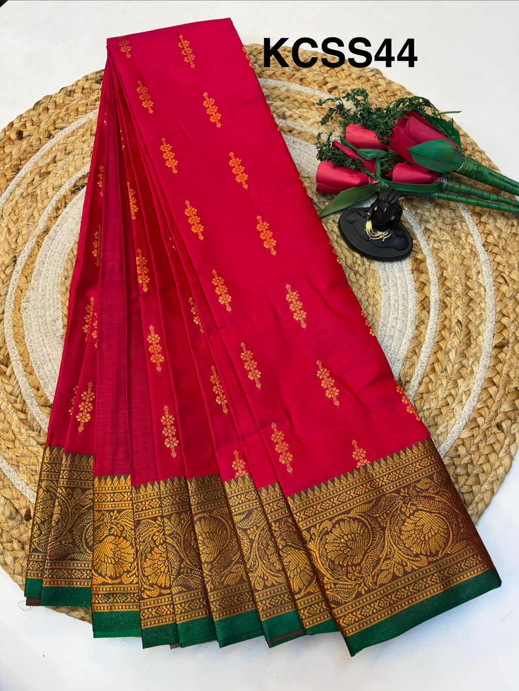 Soft Silk Saree with Blouse and Luxurious Look(KCSS44)