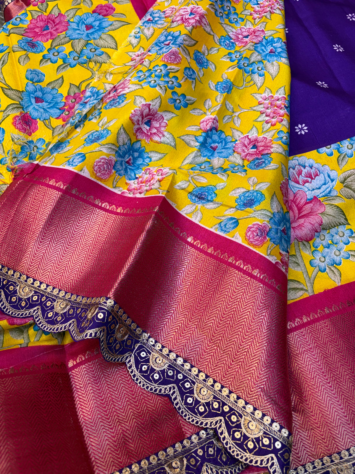 Fancy Dola Silk Saree with Blouse and Fabulous Look.(KCST31)