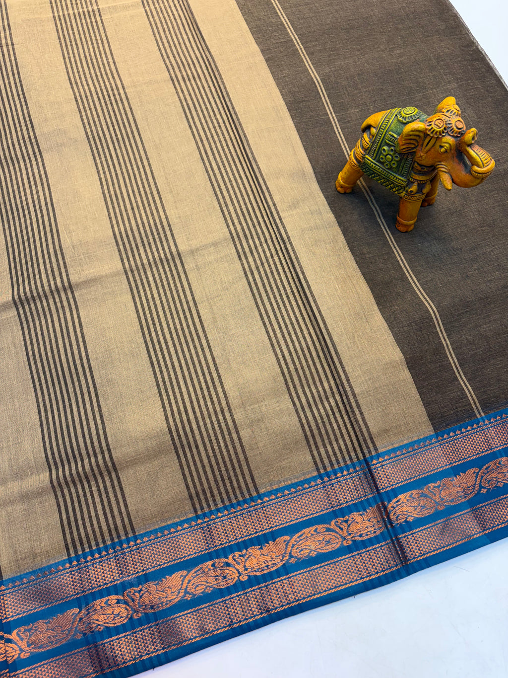 Kanchi cotton saree Grey and Contrast BlueBorder - KCKCS008