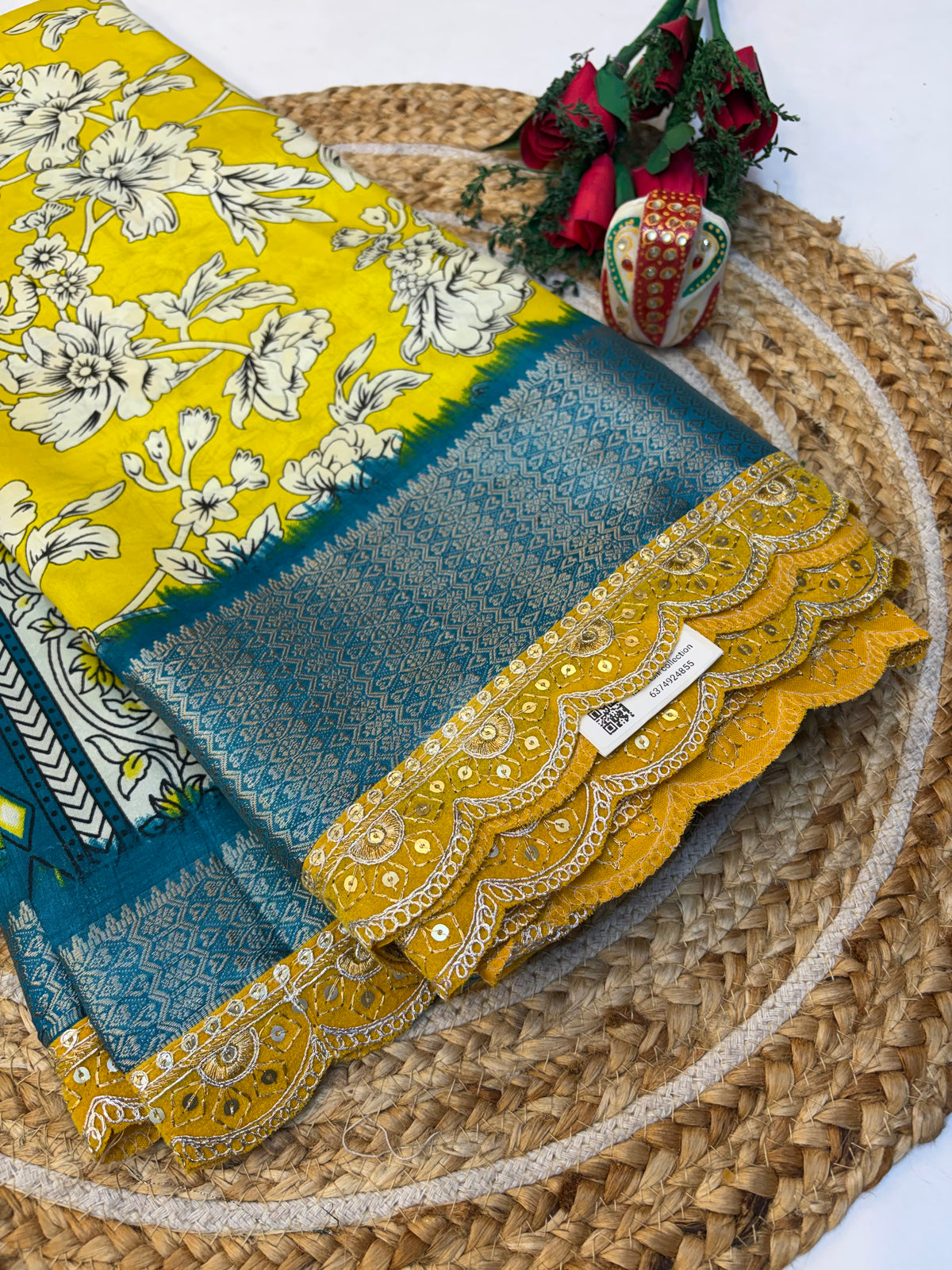 Fancy Dola Silk Saree with Blouse and Fabulous Look.(KCST32)