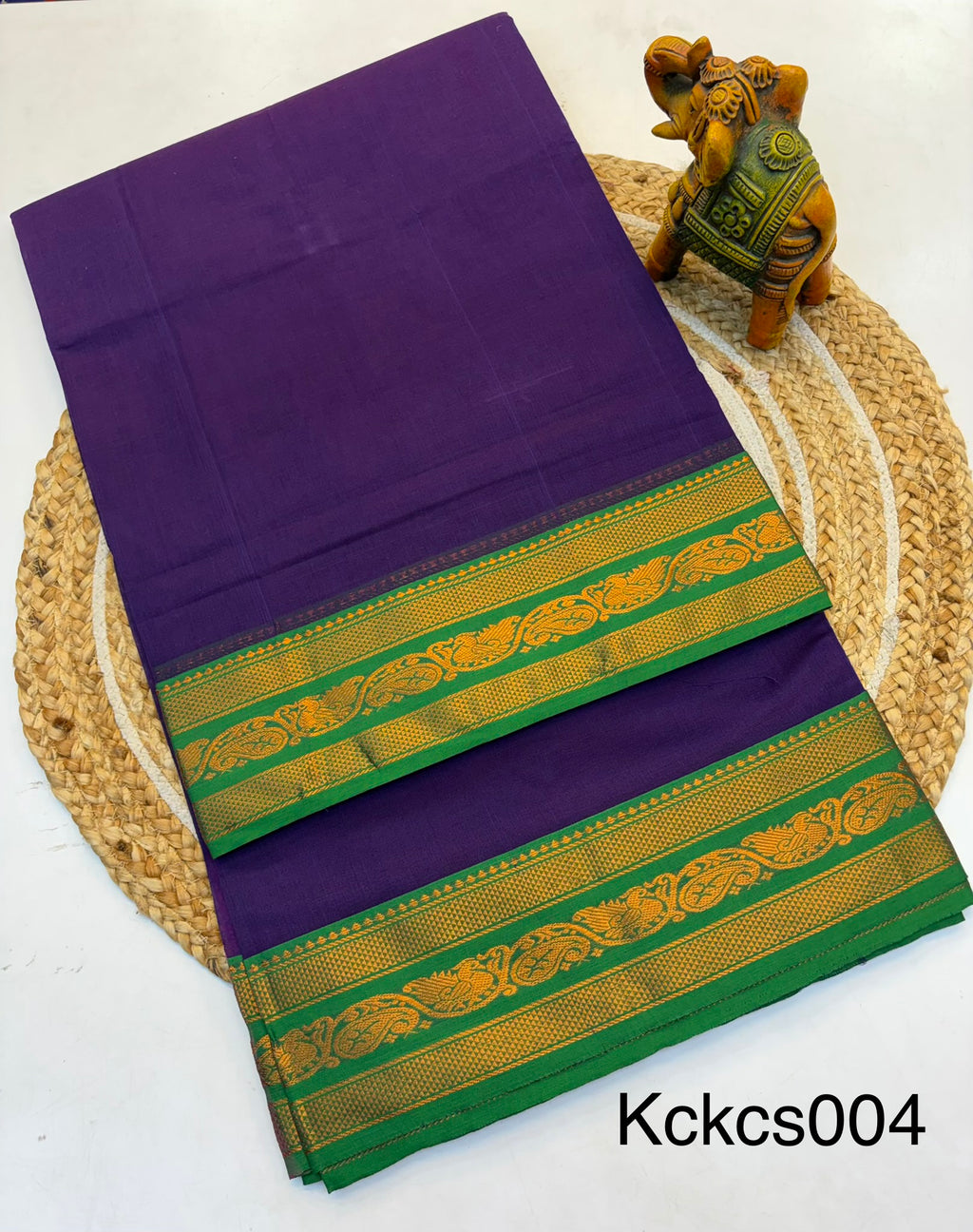 Kanchi cotton saree Dark Purple and Contrast Green Border - KCKCS004
