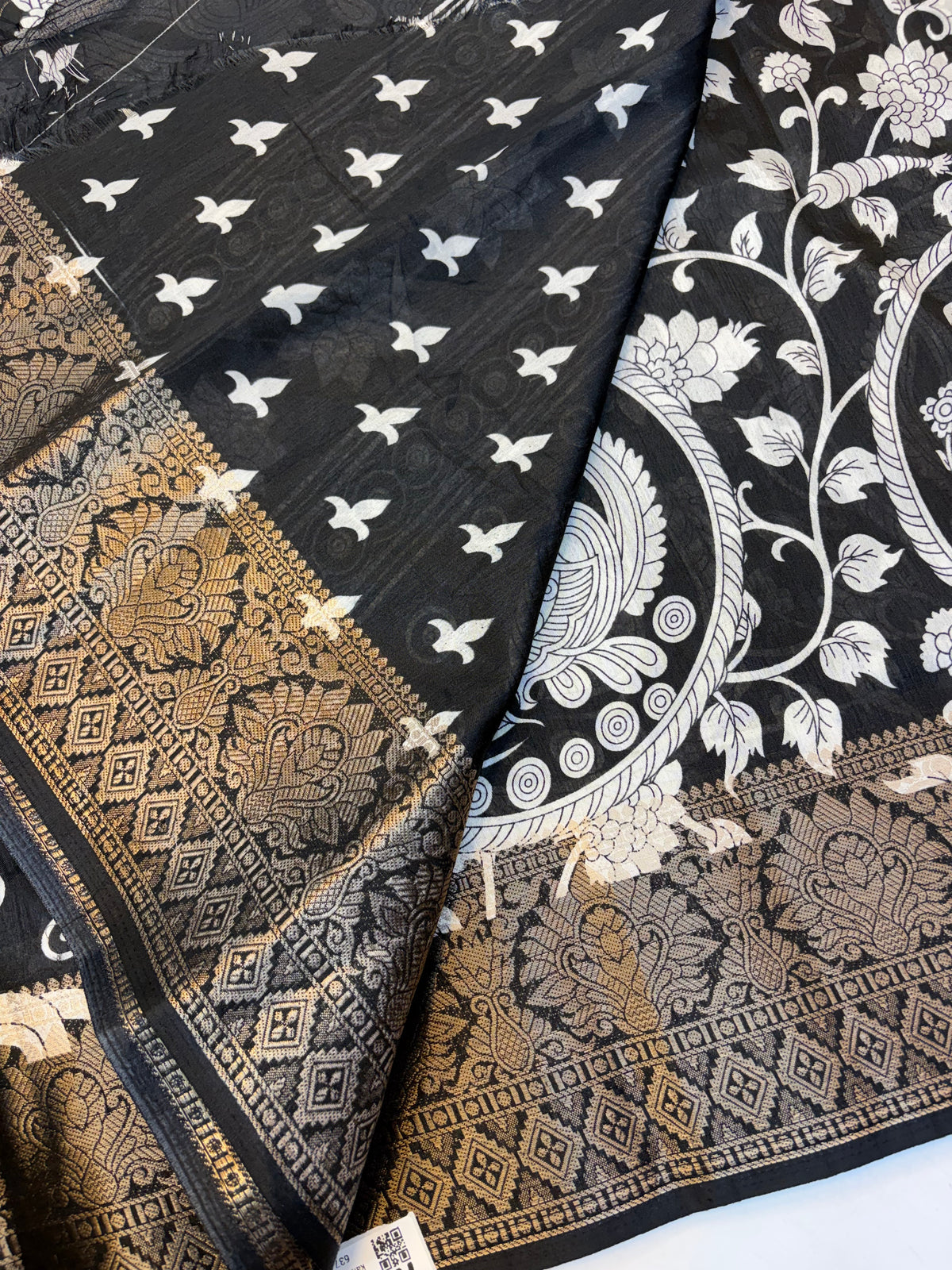 Kalamkari Dola Silk Saree with Blouse and Fabulous Look.(KCBKS25)