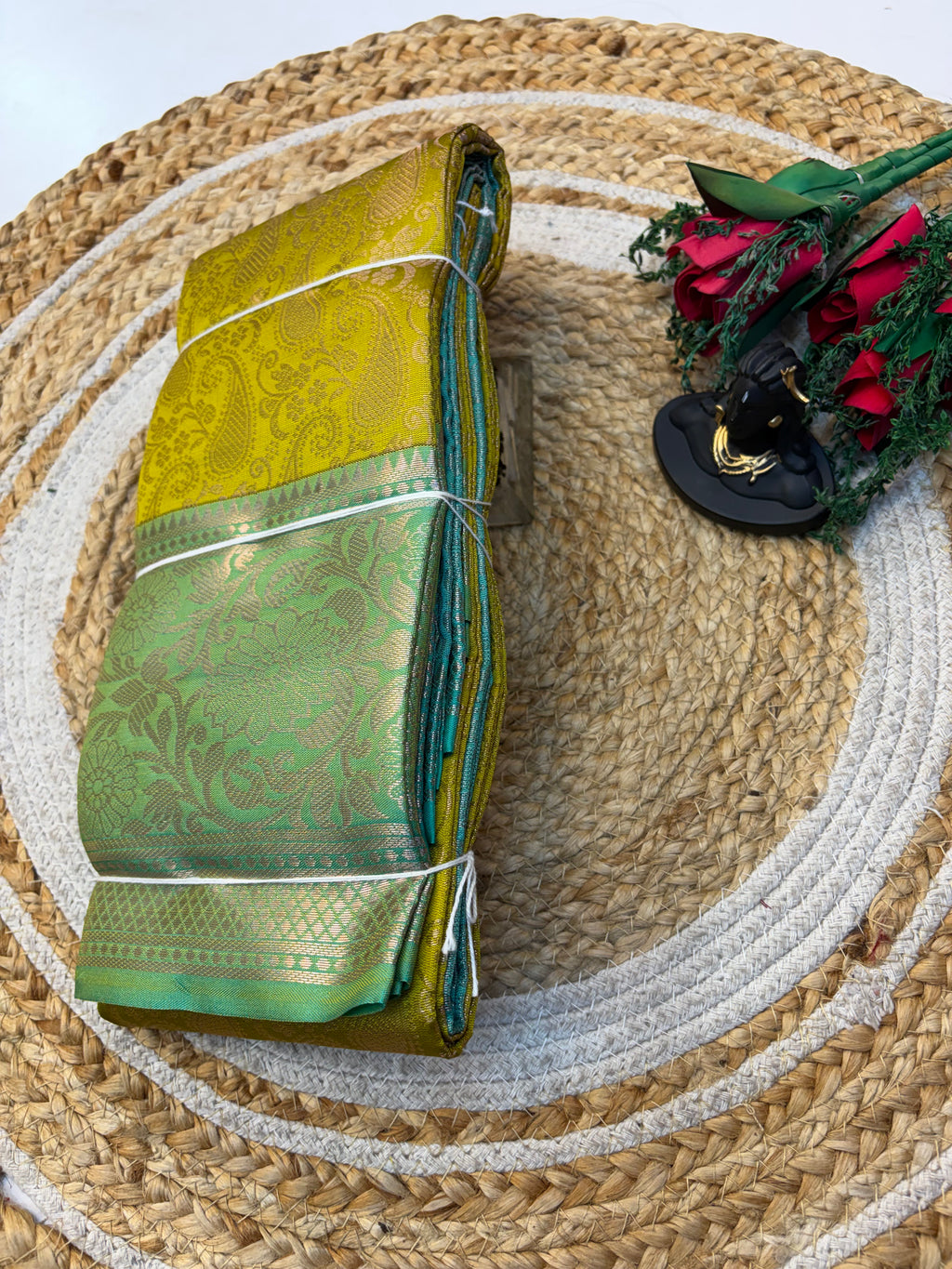 Banaras Semi-silk Saree for Premium and Elegant look.(KCBF26)