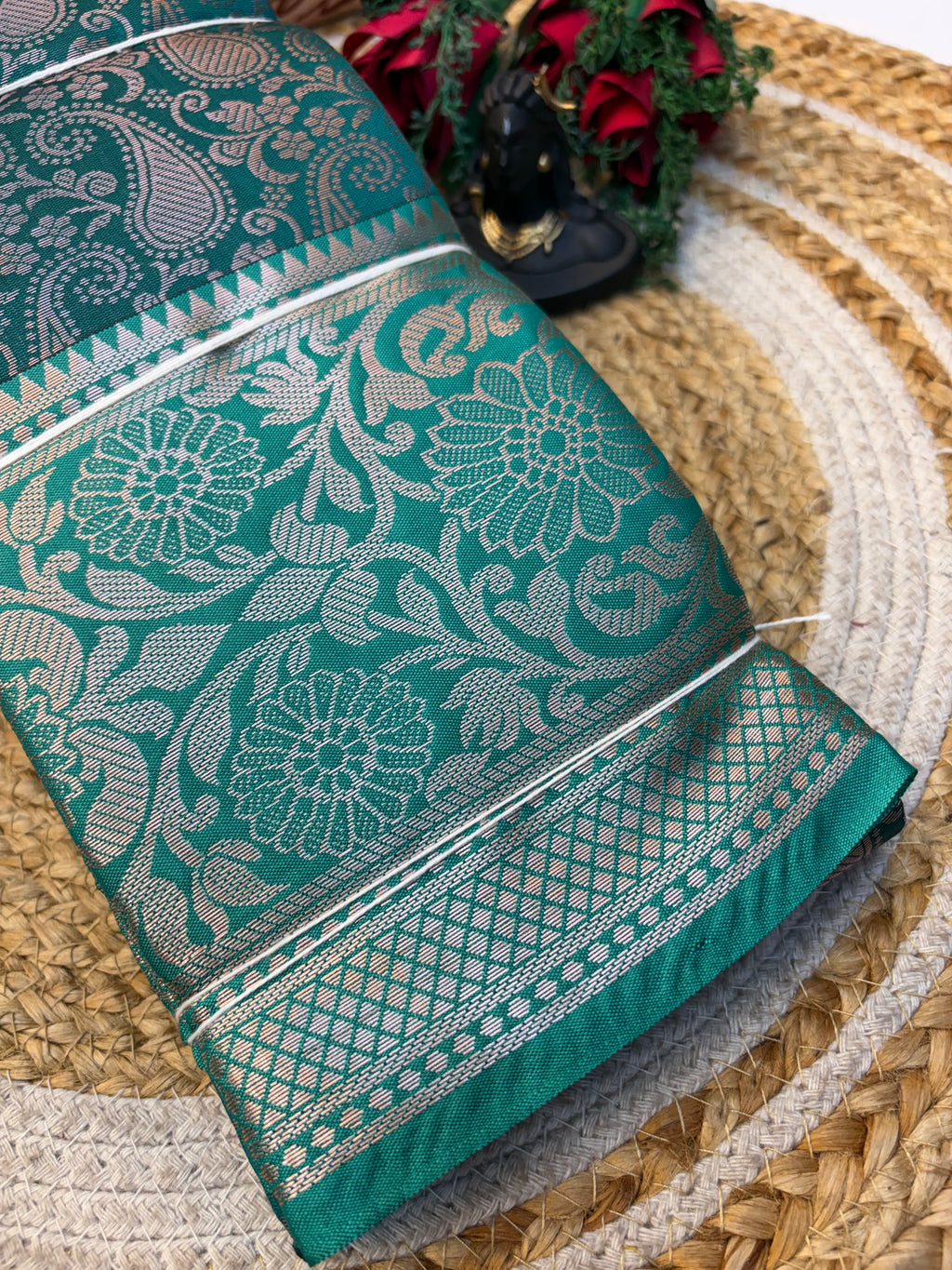 Banaras Semi-silk Saree for Premium and Elegant look.(KCBF29)